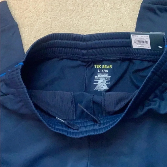 ⛹🏻Boys joggers by TEK GEAR - Picture 3 of 4